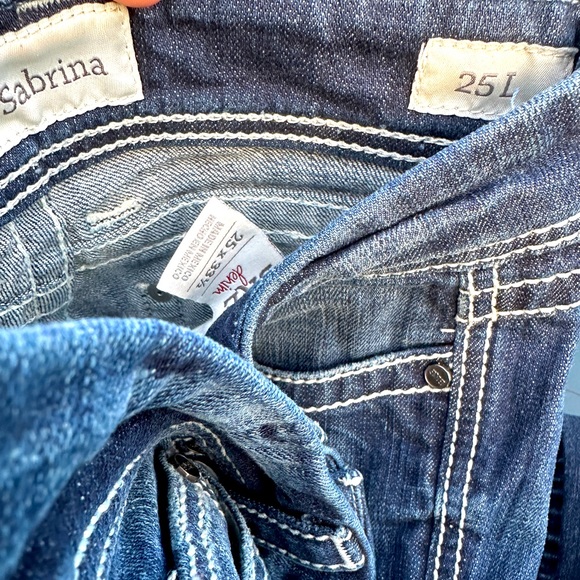 BKE Sabrina Light Washed Jeans, Size 25L, Great Condition, Barely Worn ✨ - Picture 2 of 2